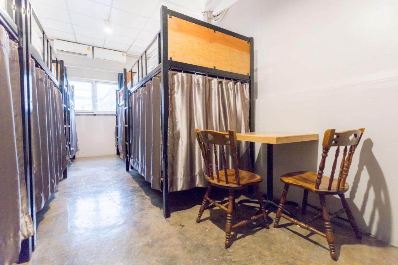 Hostel Lemon Siam Petchaburi Road Bangkok Exterior photo
