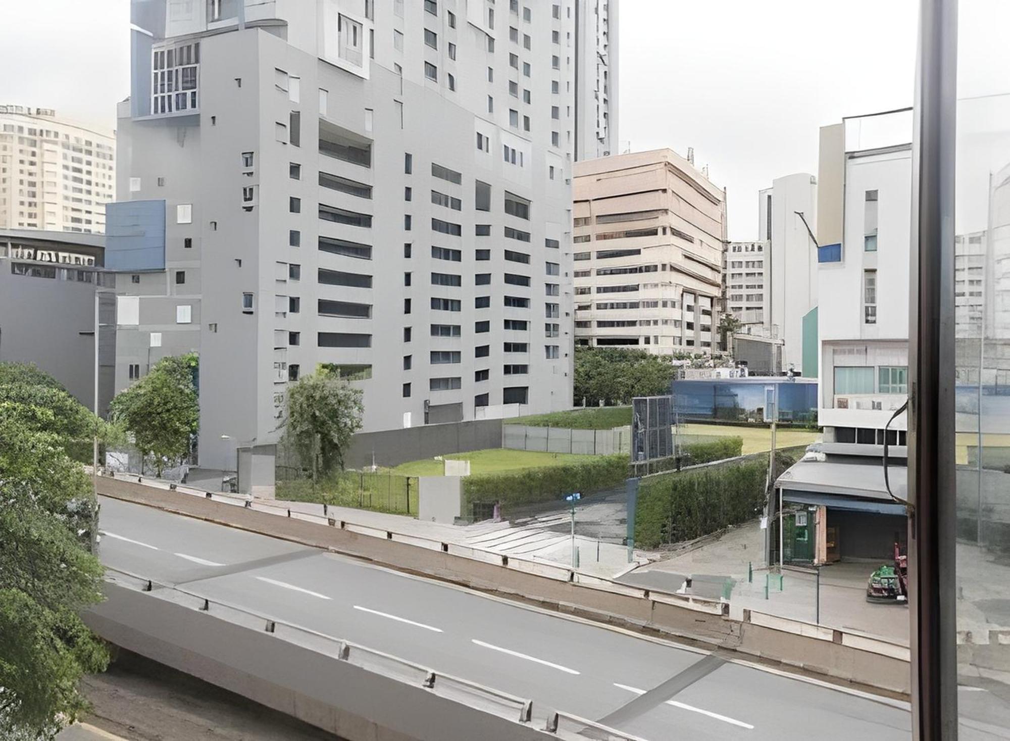 Hostel Lemon Siam Petchaburi Road Bangkok Exterior photo