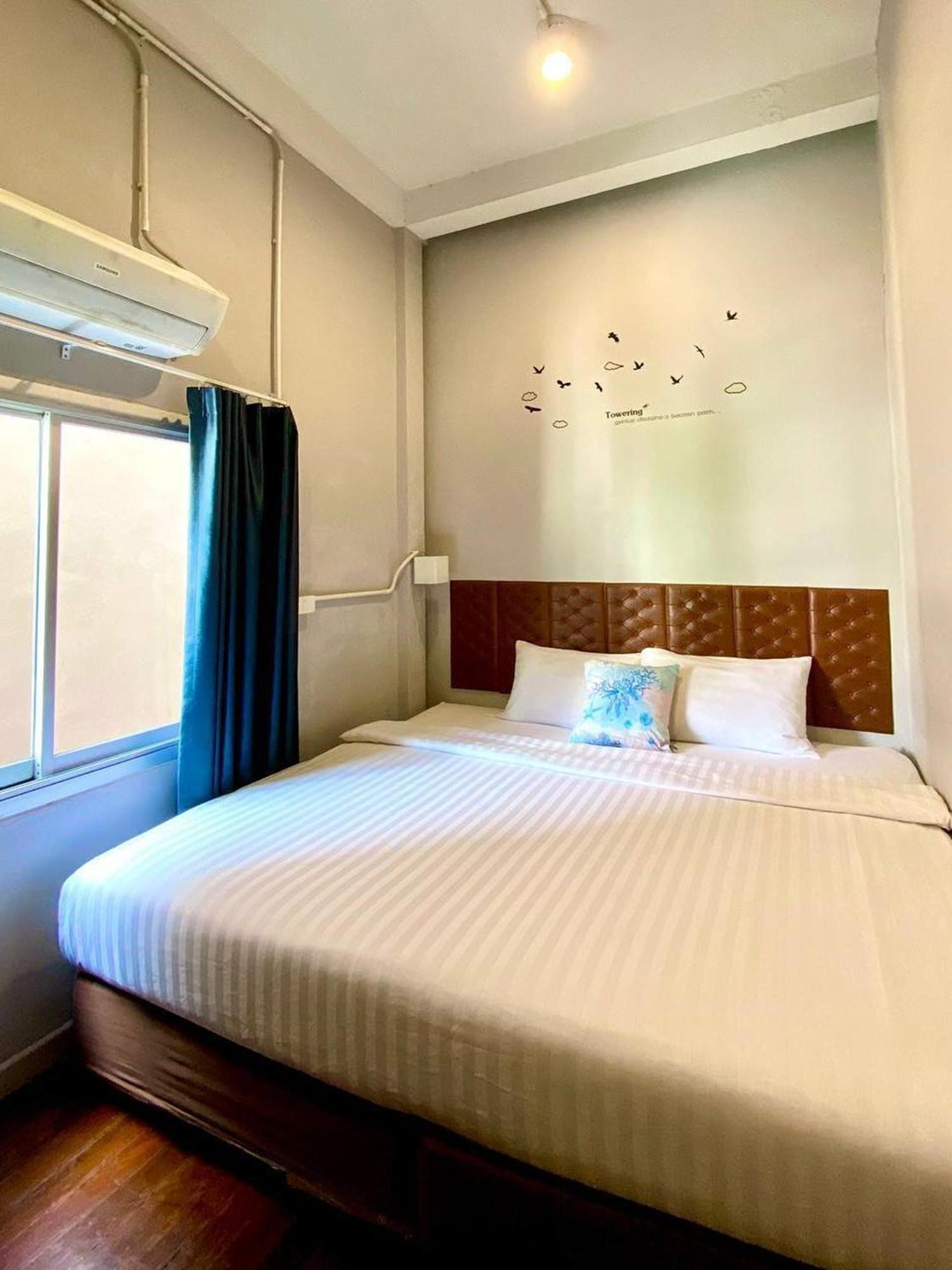Hostel Lemon Siam Petchaburi Road Bangkok Exterior photo